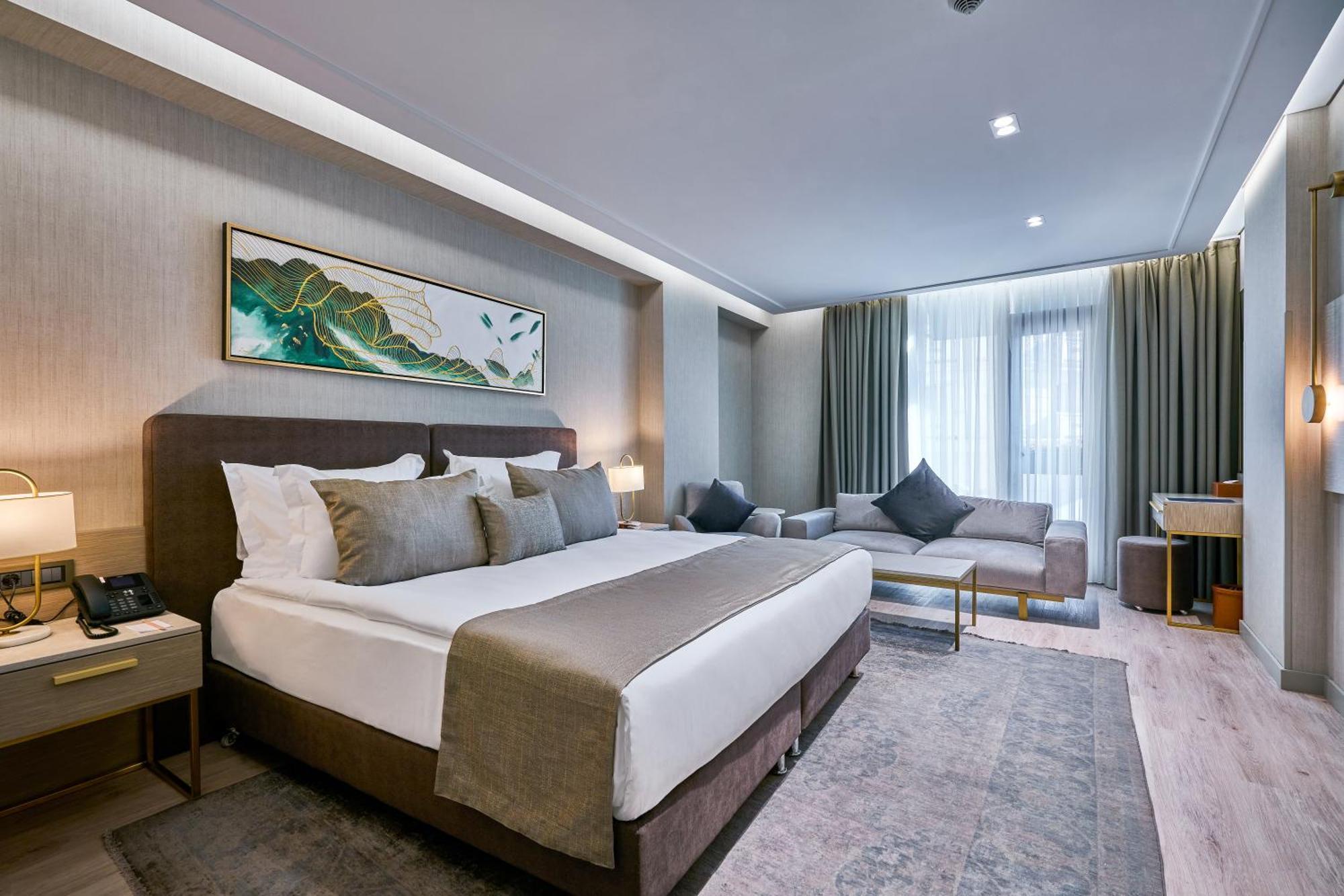 Rayelin Old Hotel
